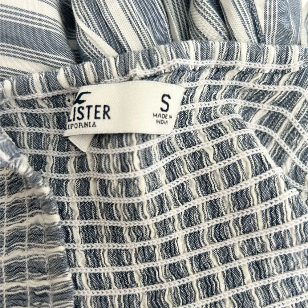 ⭐️ NEW Hollister Small Blue and White Striped Belted Mini Dress - Picture 2 of 5